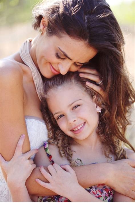 Pin By Joanne Remedio On Mother And Daughter Daughter Photo Ideas