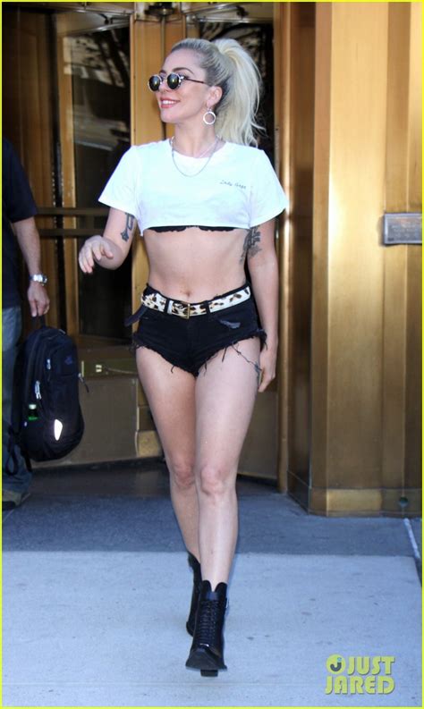 Lady Gaga Opens Up About Her Battle With Depression Photo 3757386 Lady Gaga Pictures Just Jared