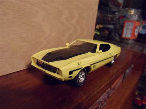 1971 Mustang Boss 351 Plastic Model Car Kit 125 Scale 4512