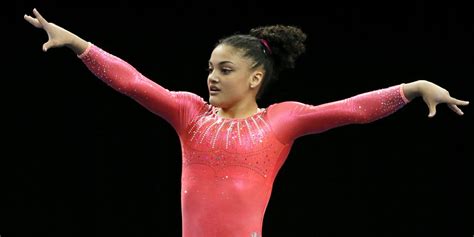 Armour Laurie Hernandez Keeps Pace With Vets At Us Gymnastics