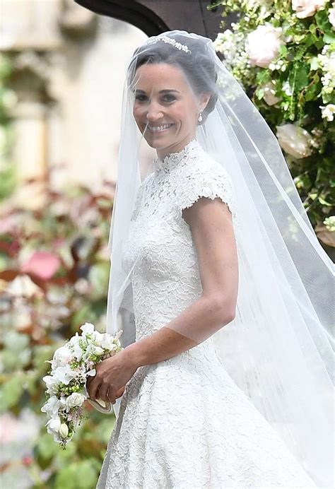 Pippa Middletons Wedding Dress Details Including Her Something Old