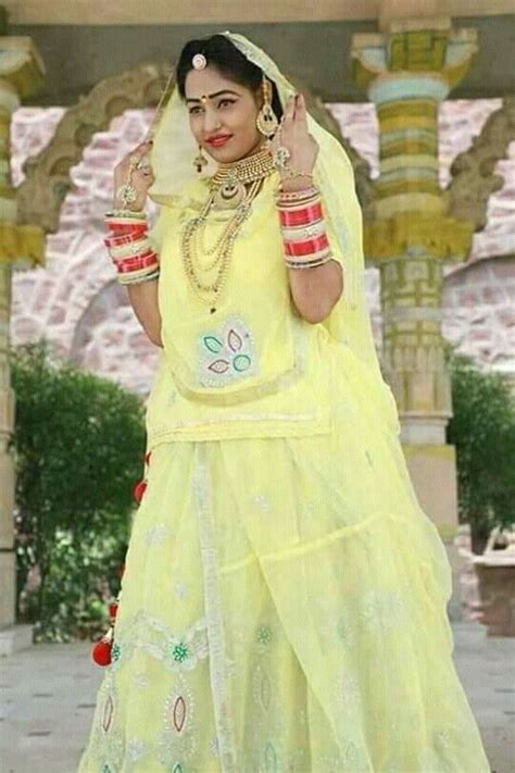 Baisa Raj Hukam Yellow Poshak Lovely Jewellery Royal Rajputana 1000