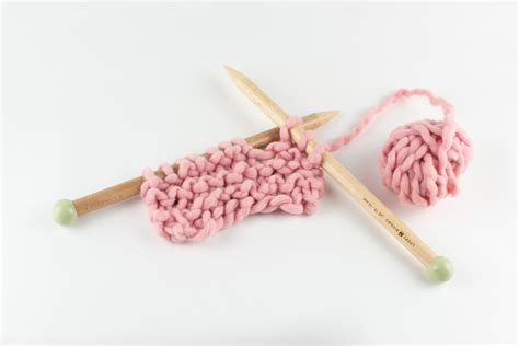 Next week i'm releasing a tutorial for socks on flexible dpns, and in this video i show the new options for flexi dpns, as brands (besides addi) have broken. Maple Straight Knitting Needles Size US19 15 mm - Loopy Mango
