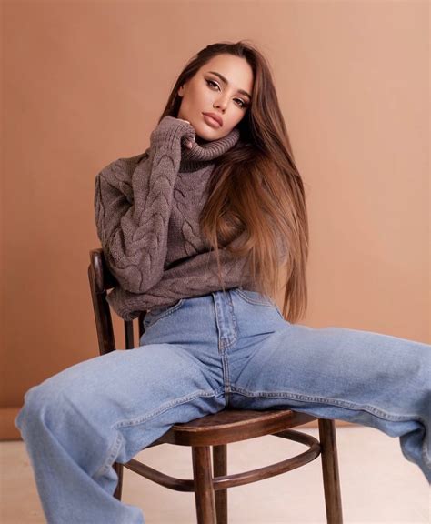 Aleksandrina Official Models Biography