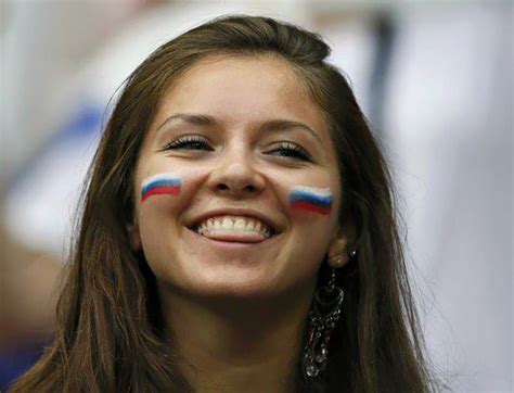 yeh hui na baat hottest russian fans eurocup