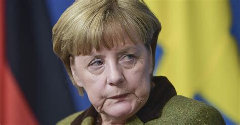Löfven Och Merkel Beklagar Usas Inreseförbud Helt Oacceptabelt