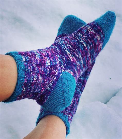 Worsted Weight Basic Toe Up Socks 2 At A Time Knitting Patterns Cedar Hill Farm Co