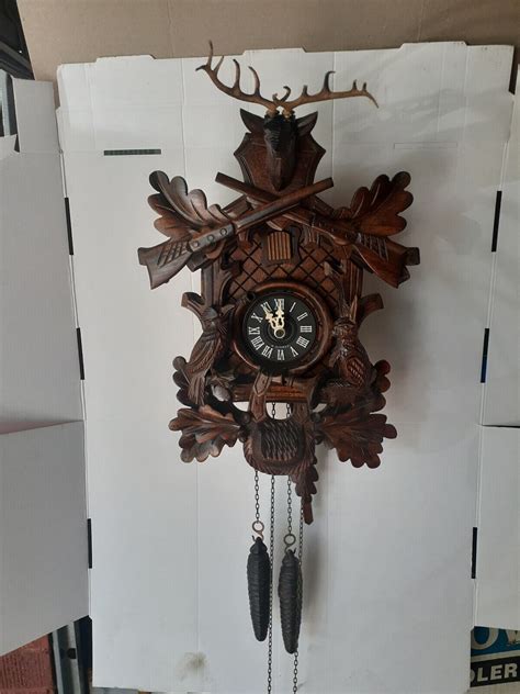 Large Vintage Black Forest Cuckoo Clock Regula Movement Hunter Theme