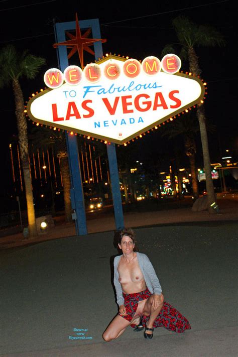Taking It Off In Las Vegas July 2015 Voyeur Web