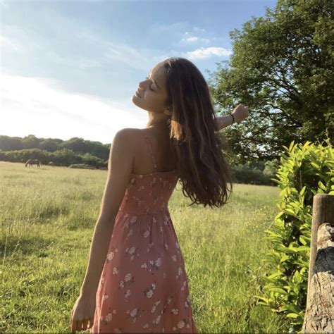 Sa beauté m impressionne Sonia Rolland si fière de sa fille Tess