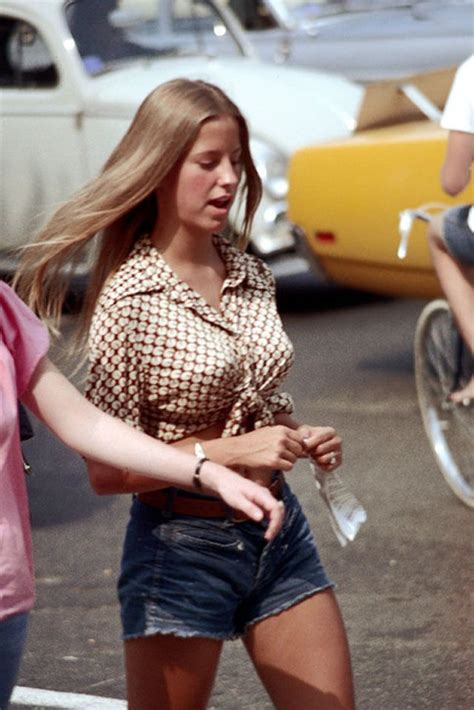 Vintage Everyday American Young Fashion In The Early