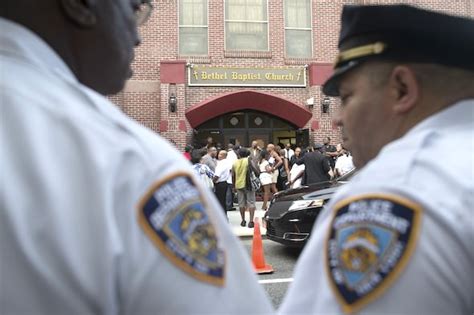 Staten Island Mans Nypd Chokehold Death Ruled Homicide Truthdig