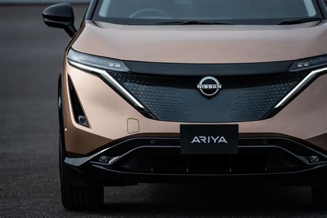 Nissan Ariya Electric Crossover Suv Unveiled With Up To 300 Miles Of