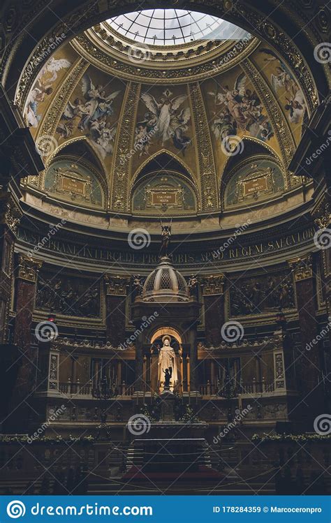 Interior Of Roman Catholic Church Editorial Stock Image Image Of Gold