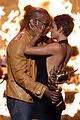 Halle Berry Jamie Foxx Kissing Commotion Photo Halle