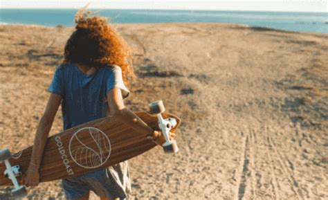 Let's take a look at the most common kinds of longboards. Types Of Longboards Explained In Details - Longboardbrand.com