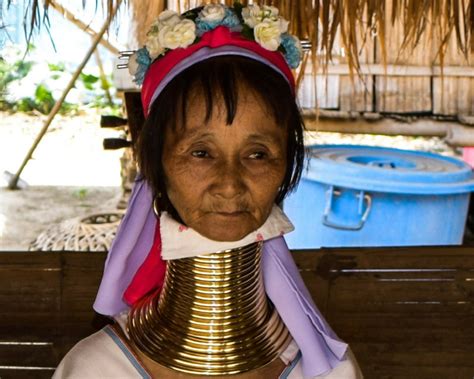 The Real Life Under 25 Neck Rings Karen Long Neck Tribe Thailand The