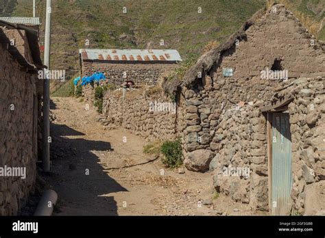 Poor Houses In Cabanaconde Village Peru Stock Photo Alamy