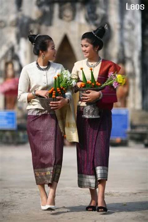 ปักพินในบอร์ด Laos Ethnic Cloth