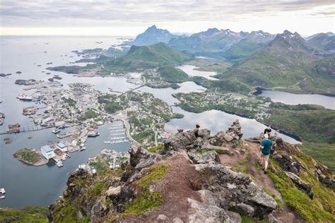 How To Hike Svolvaer Fløya And Djevelporten In The Lofoten Islands