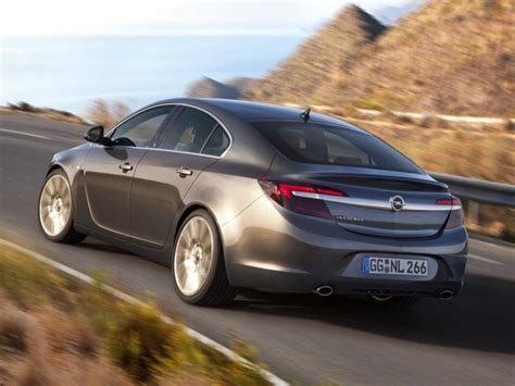 Opel Insignia Technical Specifications And Fuel Economy
