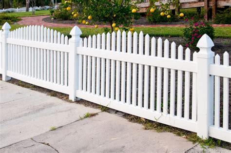 Best White Picket Fence Ideas Designs Pictures In 2022 Own The Yard