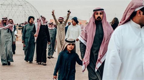 Going To Saudi Arabia How To Visit This Desert Kingdom CNN Travel