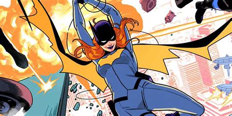Barbara Gordon Debuts Stunning New Batgirl Costume Screen Rant