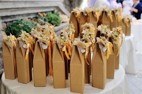 Do Get These Best Wedding Favors To T To Your Guests This Season