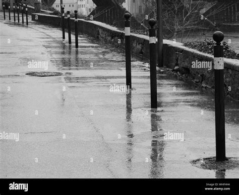 Wet Bollard Hi Res Stock Photography And Images Alamy