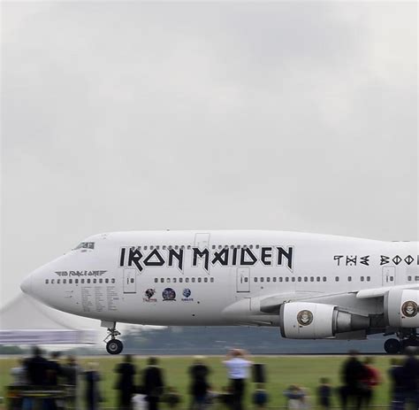 Despite little radio or television support, iron maiden are considered one of the most influential and successful heavy metal bands in history, with the sunday. Boeing-Vergleich: Iron Maiden stellen Merkel und Hollande ...