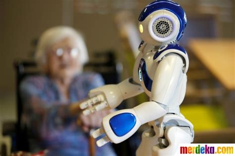 Check spelling or type a new query. Foto : Kala robot jadi penghibur lansia di panti jompo ...