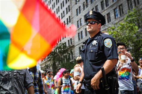 Sfpd Pride Parade Reach Compromise Some Police Officers Marching In Uniform