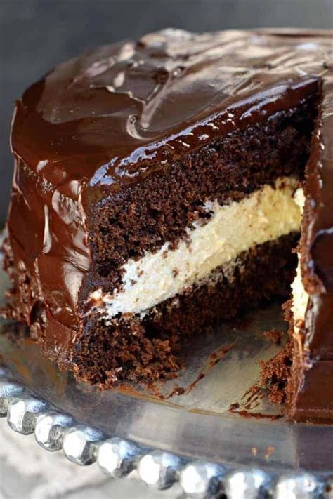 Combine the chocolate and cream in a . This Copycat Hostess Ding Dong Cake recipe is a rich ...