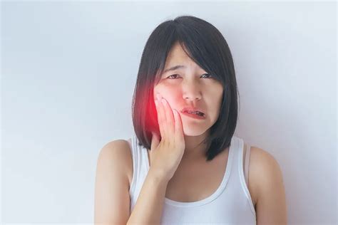 How Can You Treat Tmj Disorder At Home Jaw Joint Disorder Selfcare Tips