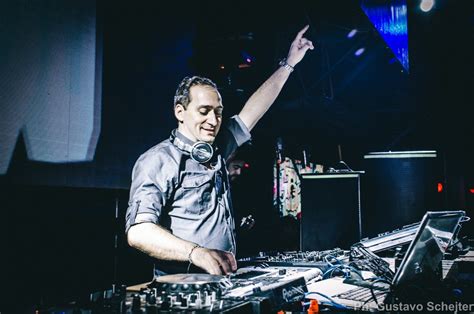 Paul Van Dyk Hospitalized After Fall At A State Of Trance Edm Chicago