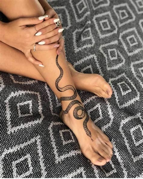 20 Traditional Snake Tattoo Designs On Ankles PetPress In 2020 Tiny