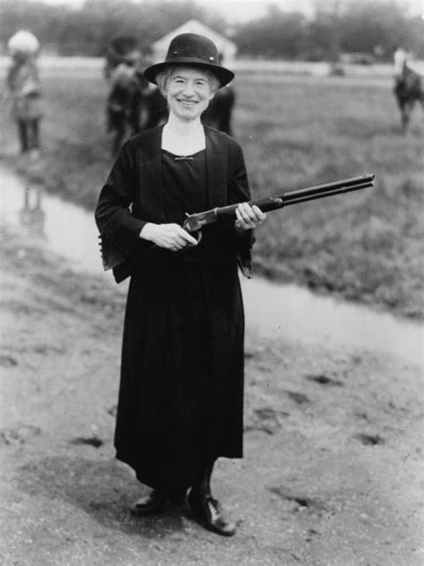 little miss sure shot rare footage from 1894 shows annie oakley shooting