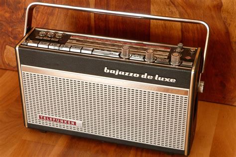 Telefunken Bajazzo De Luxe Vintage Radio Transistor Radio Portable