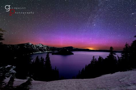 Aurora Borealis Over Crater Lake Goldpaint Photography
