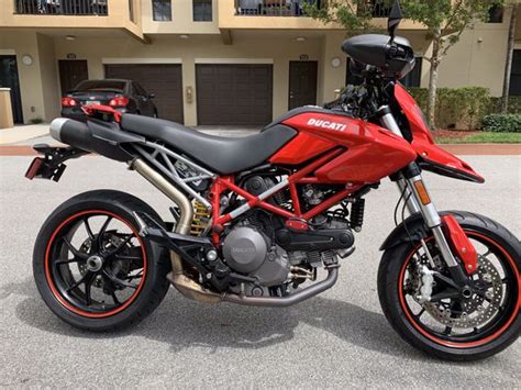 Hours after its first showing at the 2005 milan international motorcycle show, the hypermotard was awarded best ducati hypermotard 796 price list for sale in philippines 2016. Ducati Hypermotard 796 for Sale in Delray Beach, FL - OfferUp