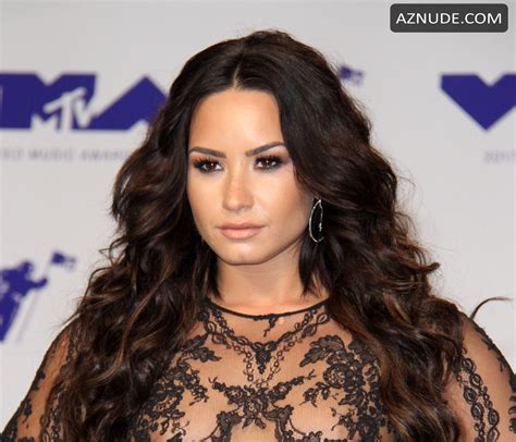 Demi Lovato Hot Singer Attends MTV Video Music Awards AZNude