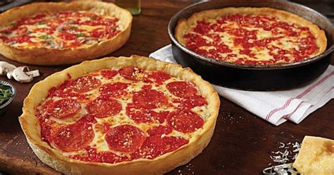 Lou Malnatis Pizzeria Chicago Il A Road Trip To The 20 Best Pizza