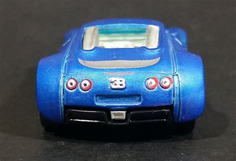 2010 Hot Wheels Hot Auction Bugatti Veyron Satin Blue Die Cast Toy Dre