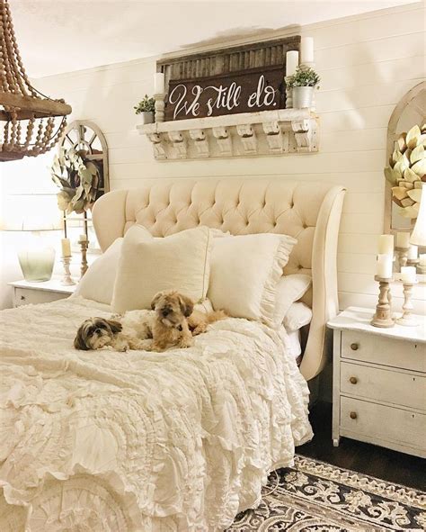 Romantic cottage shabby chic cottage shabby chic homes shabby chic style shabby chic decor chabby chic ruffle quilt ideas prácticas bedroom vintage. 2307 best images about shabby chic decorating ideas on ...