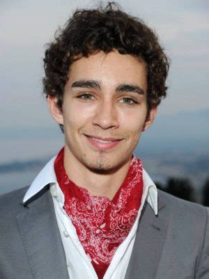 Robert Sheehan Age Height Weigh Eye Color Hair Color Dress Size