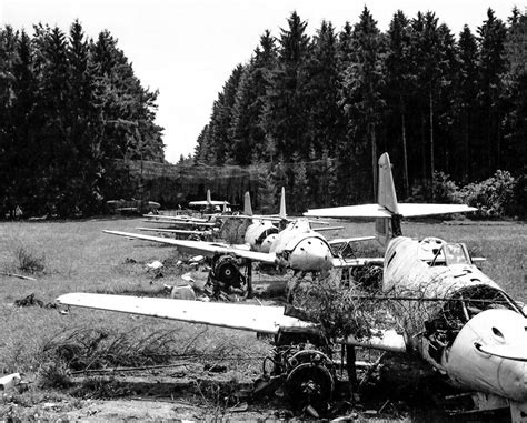 Messerschmitt Me 262s Abandoned 1945 Wings Tracks Guns