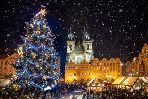 セール Christmas In Prague