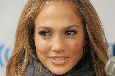 How To Do Nude Make Up Like Jennifer Lopez Mirror Online