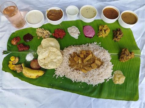Kerala sadya recipes (onam and vishu sadya vibhavangal). Onam: Best Places To Enjoy A Grand Sadhya In Dubai | Curly ...
